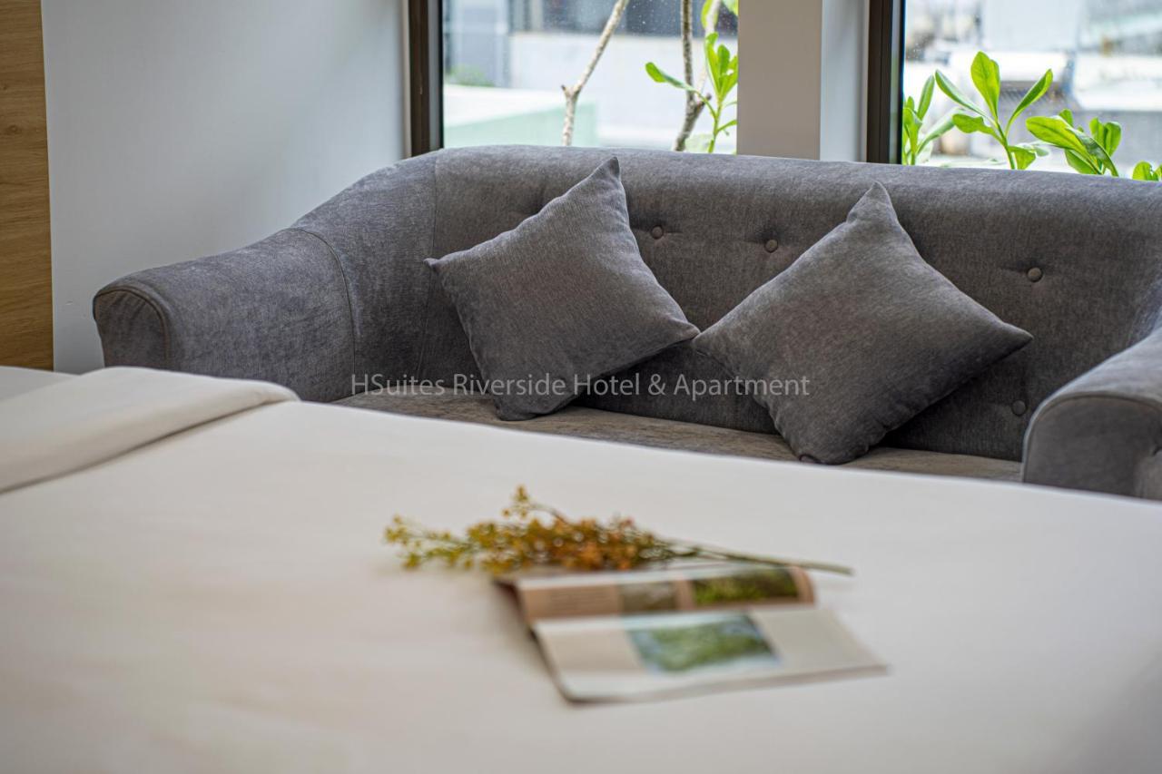Hsuites Riverside Hotel And Apartment Дананг Экстерьер фото